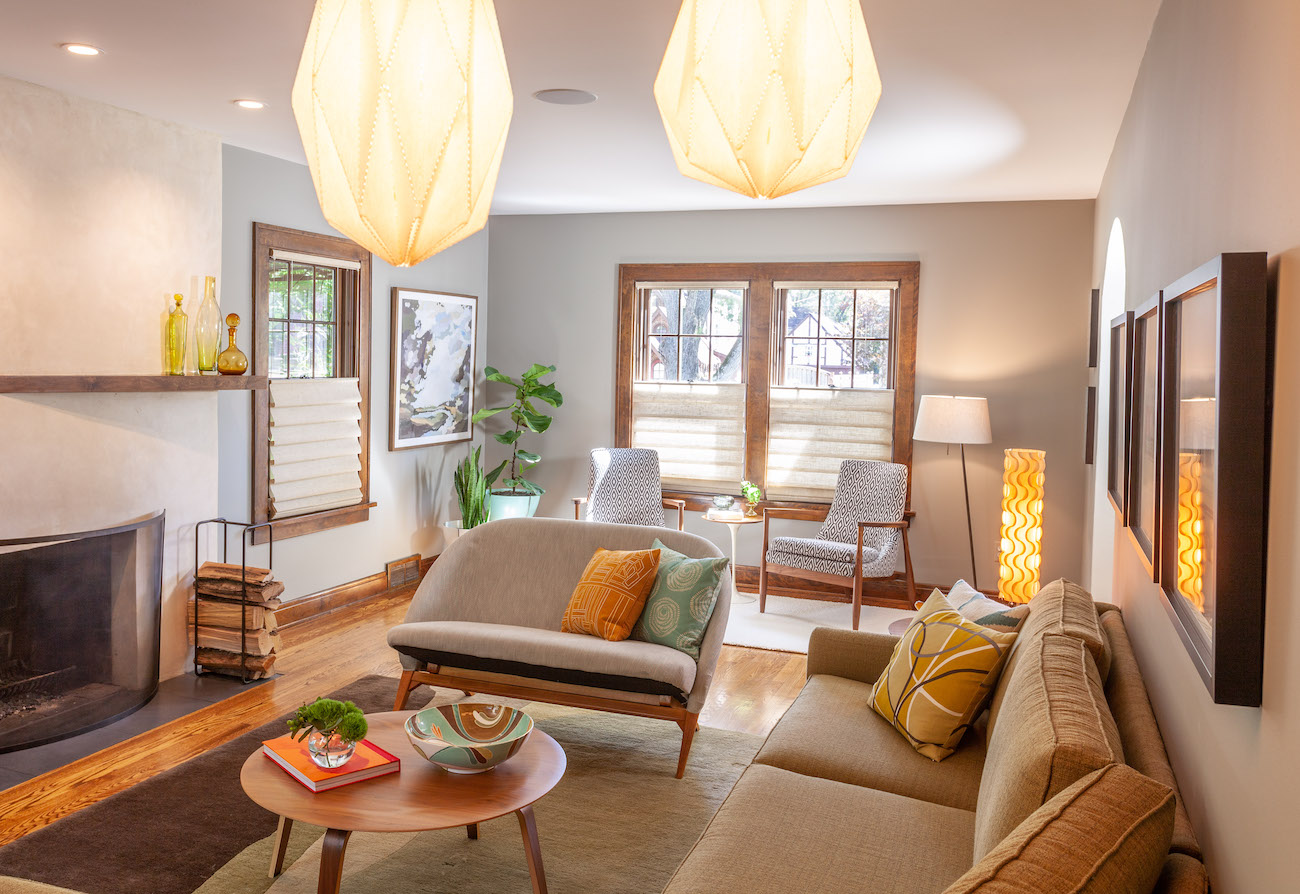 exactly-designs-living-room-interior-design-midcentury-modern