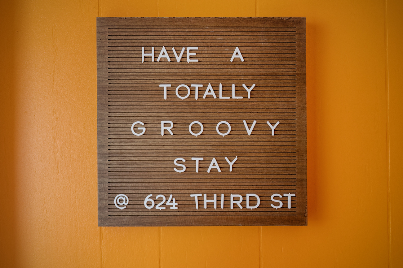 groovy-wall-sign-airbnb-design
