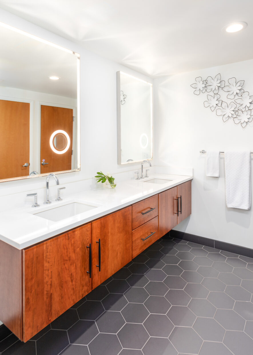hexagon-bathroom-tile-flooring-geometric