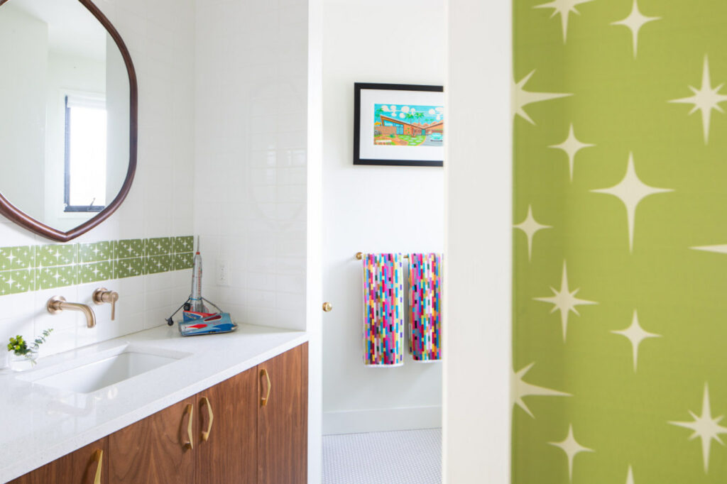 Bathroom Interior Design Green Wallpaper