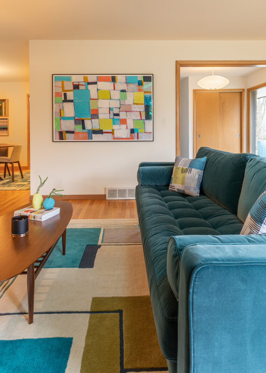 blue-sofa-living-room-design