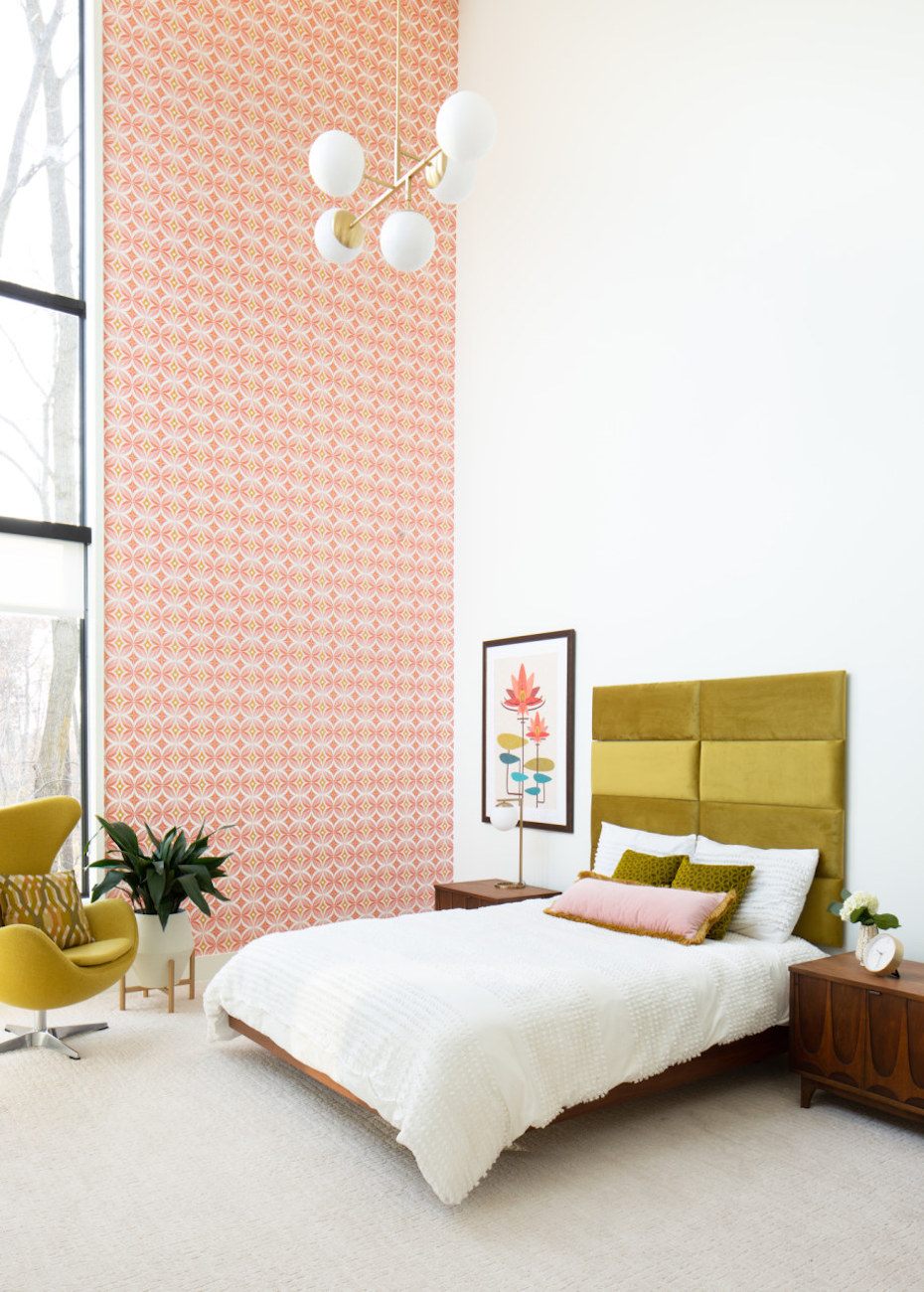 exactly-designs-fenton-mi-bedroom-esign-accent-wall-tall-ceilings