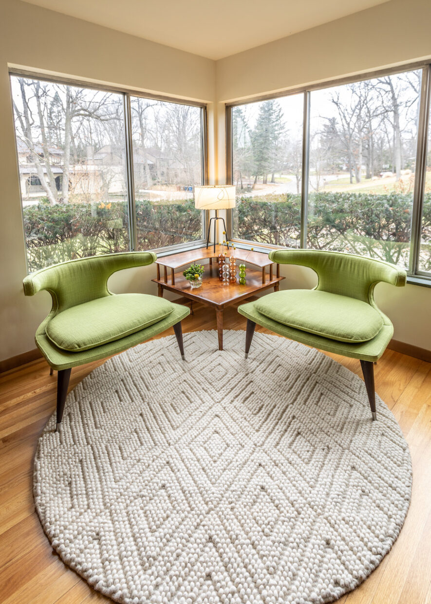 green-micentury-modern-accent-chairs-round-area-rug