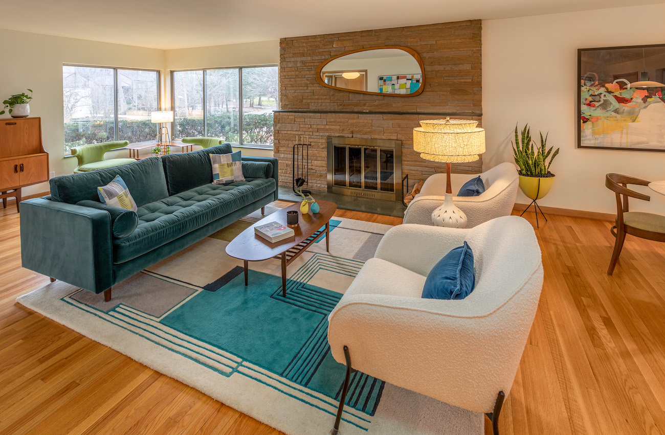 midcentury-furnishings-living-room-designer